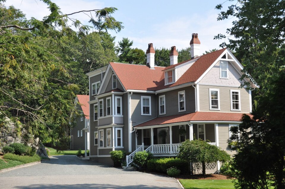Photograph of Oliver Wendell Holmes House