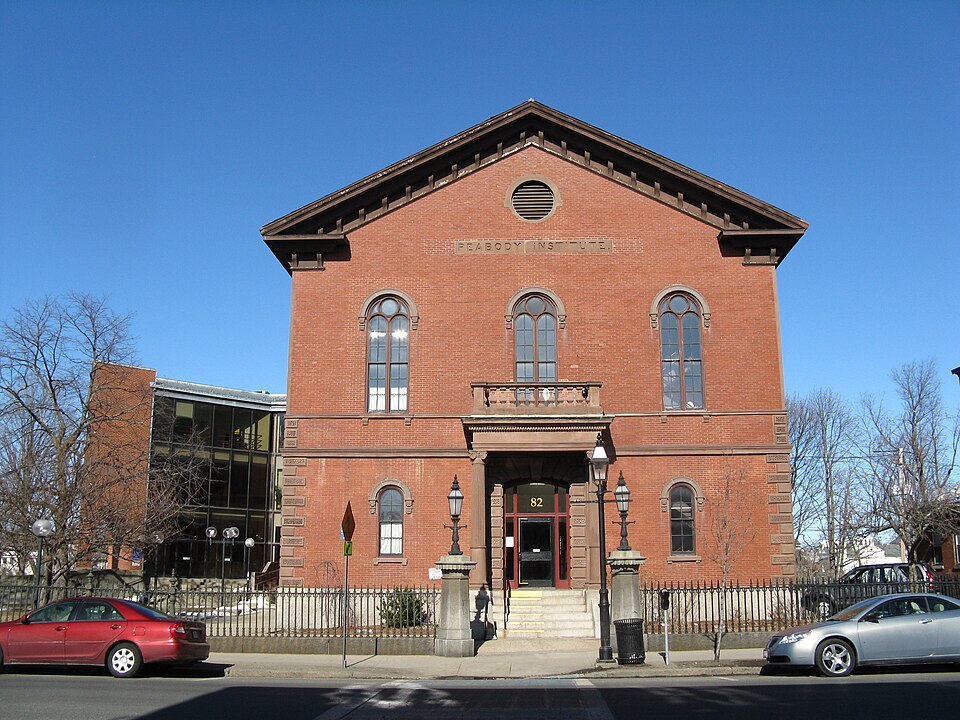 Photograph of Peabody Institute Library