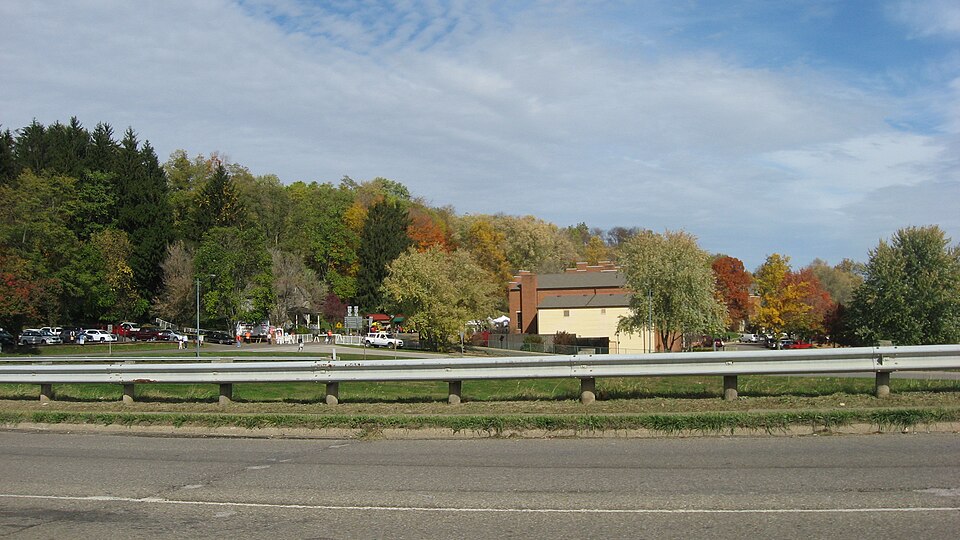 Photograph of Roscoe Village