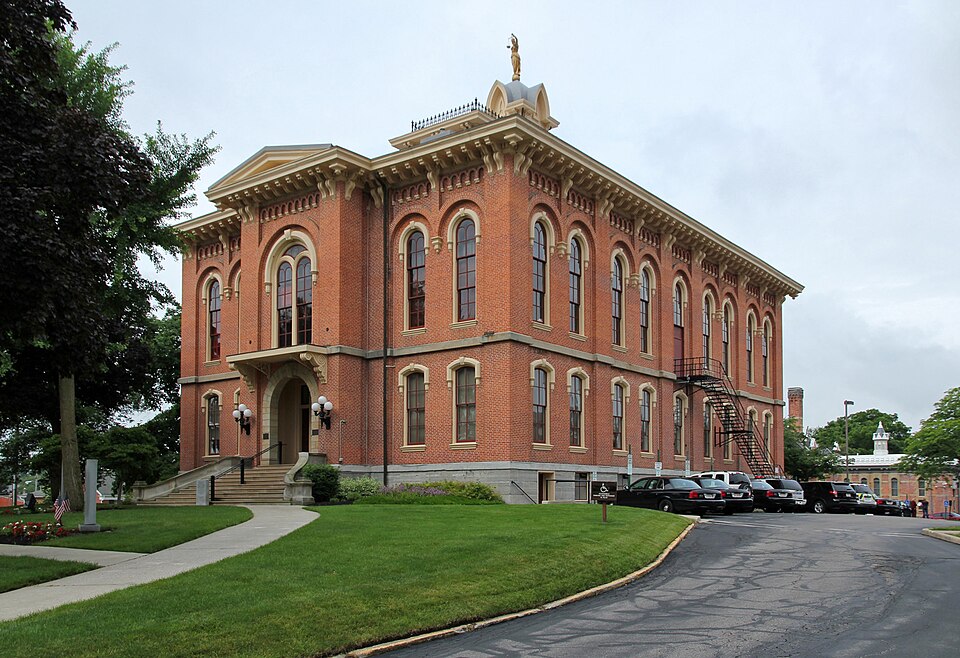 Photograph of Delaware County Courthouse