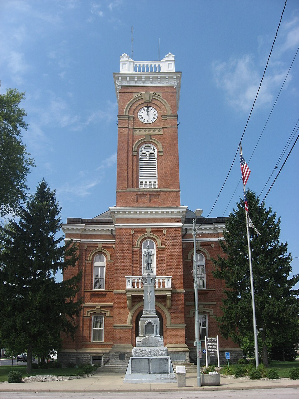 Photograph of Fulton County Courthouse