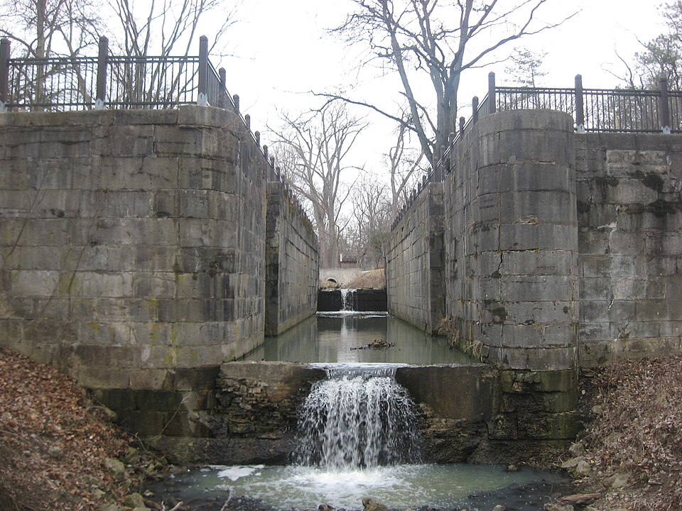 Photograph of Maumee Sidecut