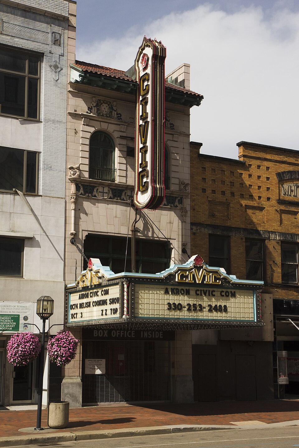 Photograph of Akron Civic Theatre