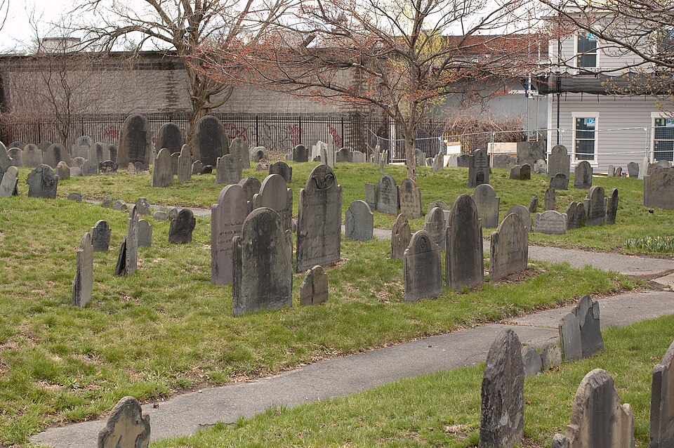 Photograph of Eliot Burying Ground