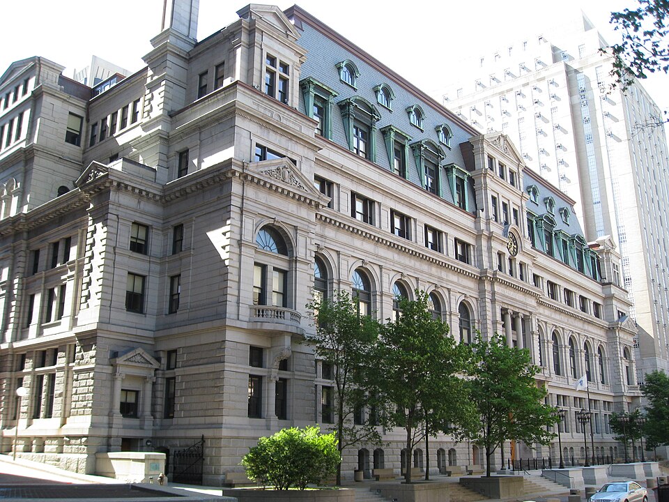 Photograph of Suffolk County Courthouse