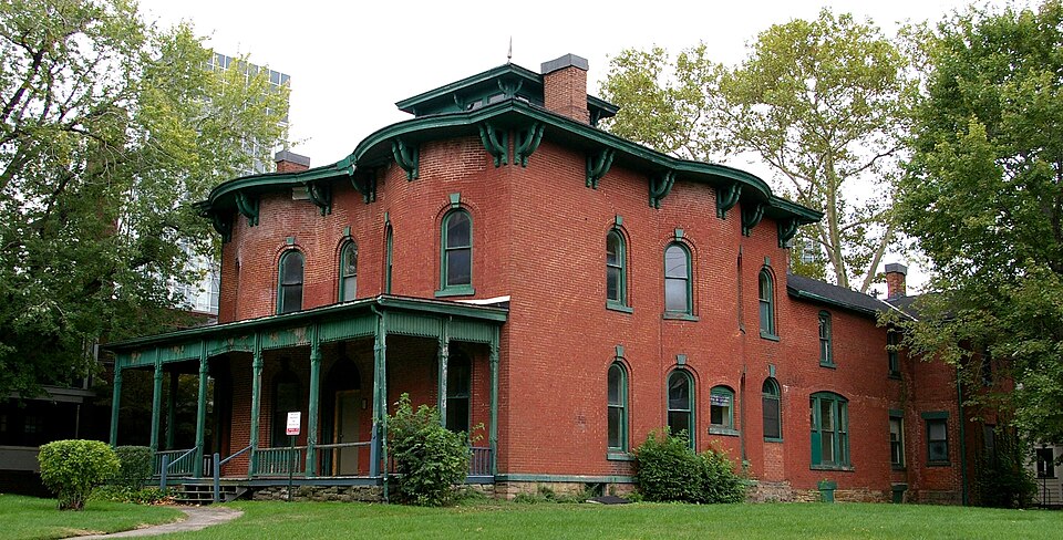 Photograph of Cozad-Bates House