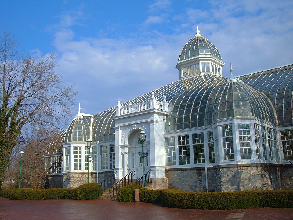 Photograph of Franklin Park Conservatory
