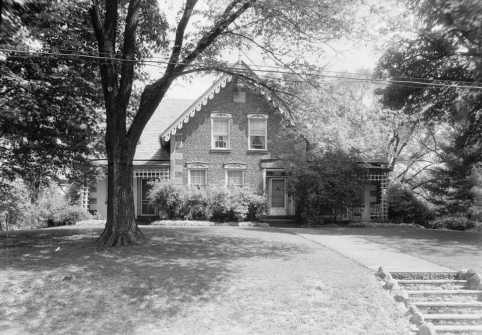 Photograph of C.R. Howard House