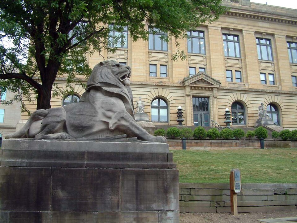 Photograph of Summit County Courthouse