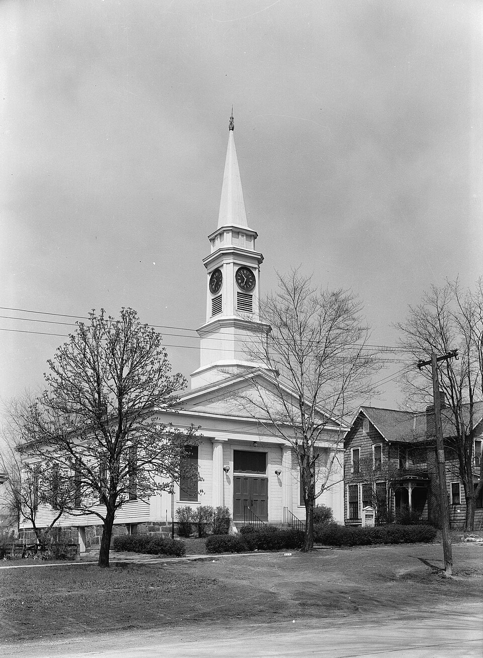 Photograph of Twinsburg Congregational Church