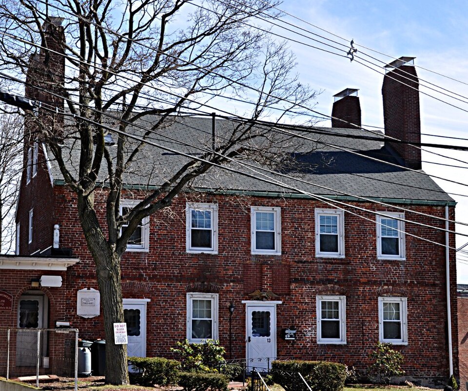 Photograph of Jonathan Wade House