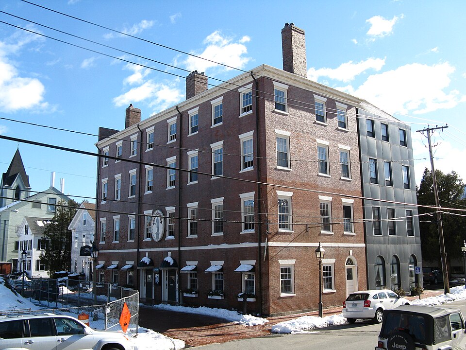 Photograph of Brown Square House