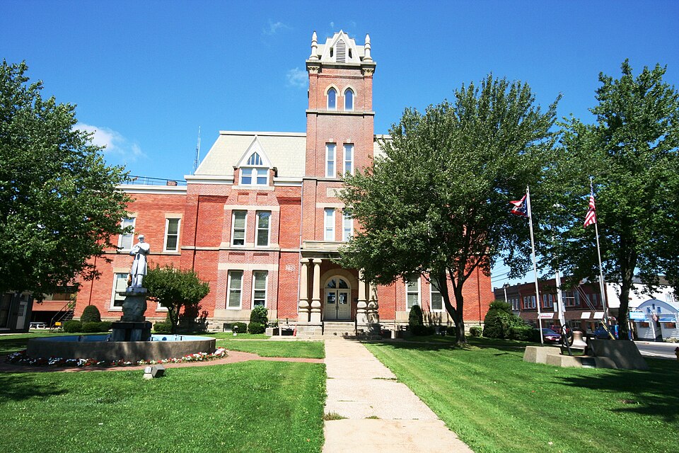 Photograph of Ashtabula County Courthouse Group