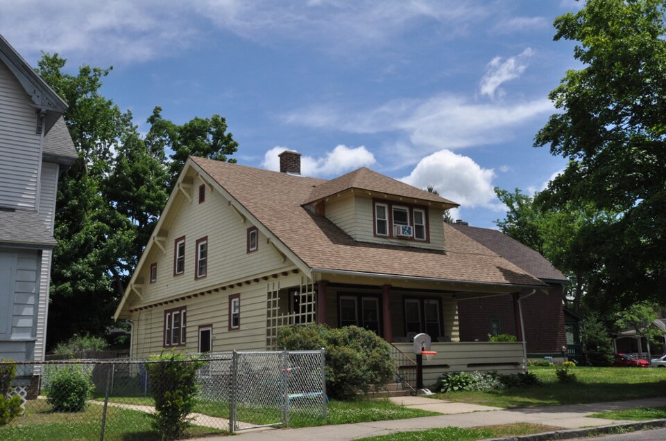 Photograph of McKnight District