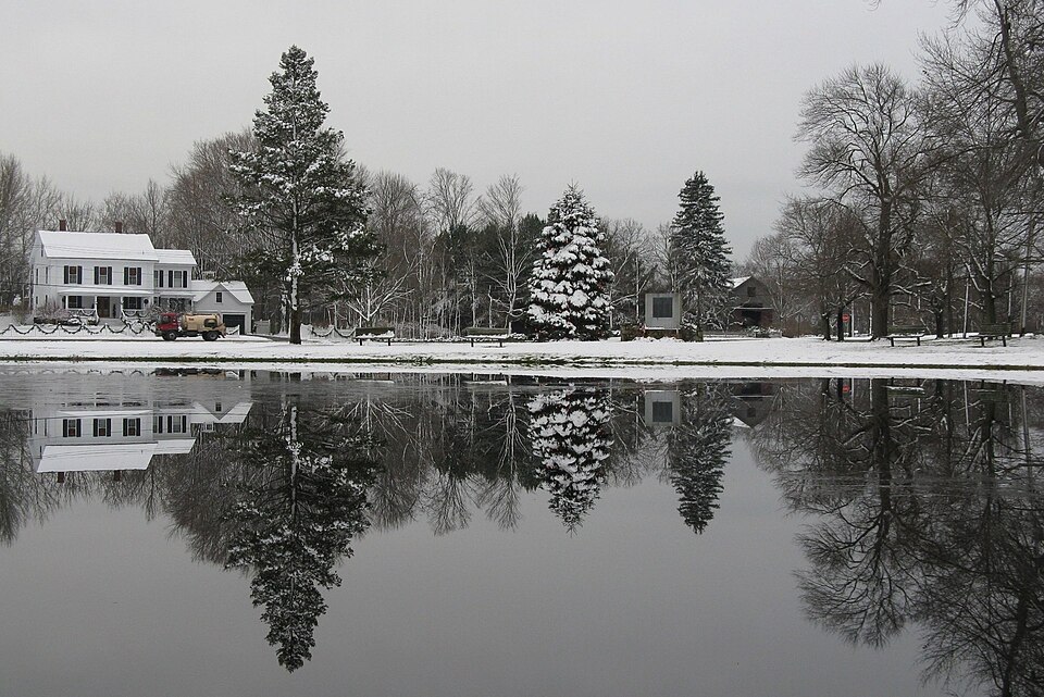 Photograph of Newbury Historic District