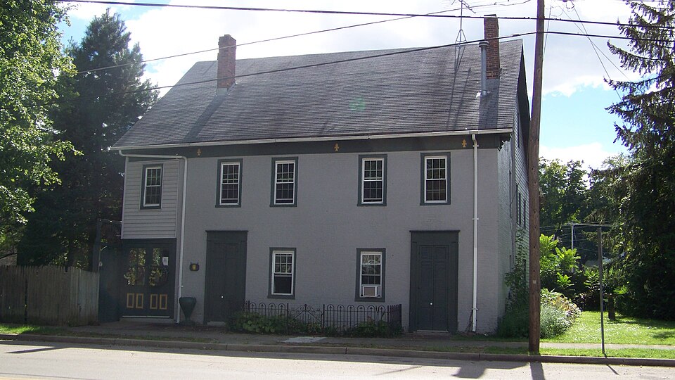 Photograph of Howe Tavern (College Corner, Ohio)