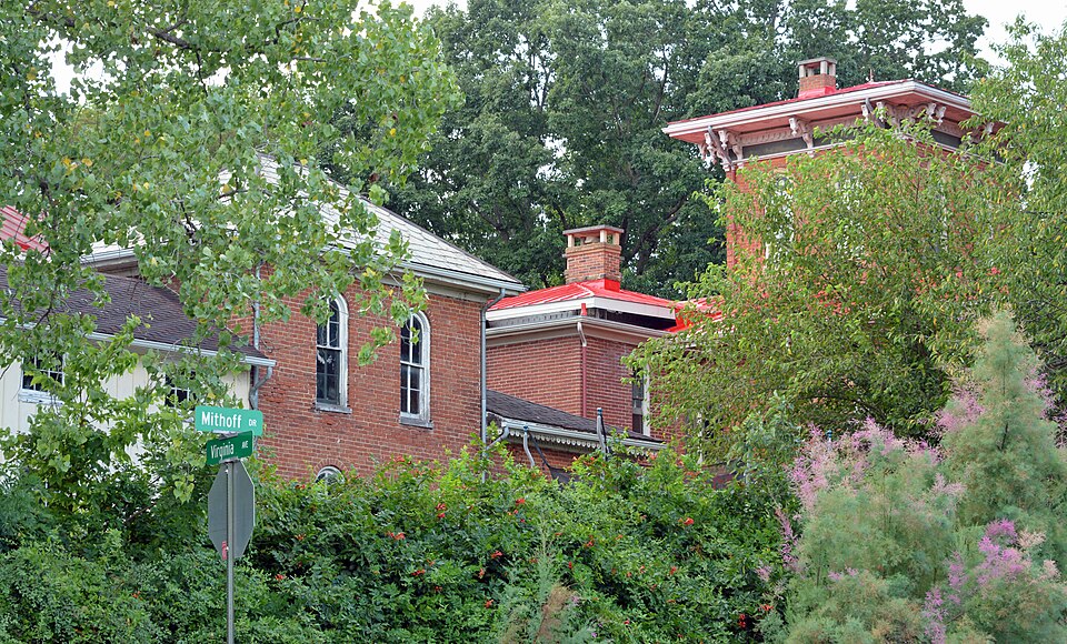 Photograph of Tallmadge-Mithoff House