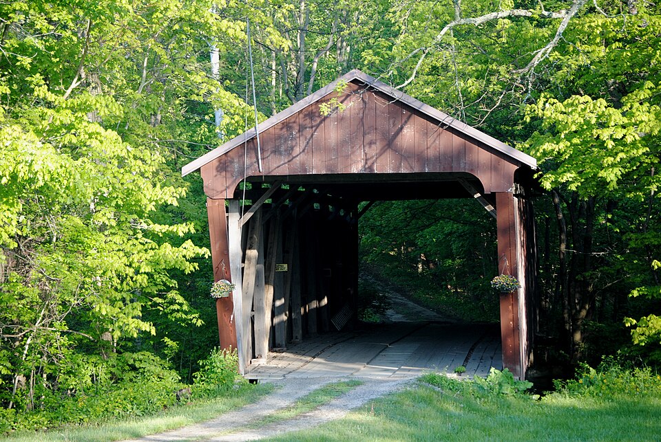 Photograph of Hizey Covered Bridge