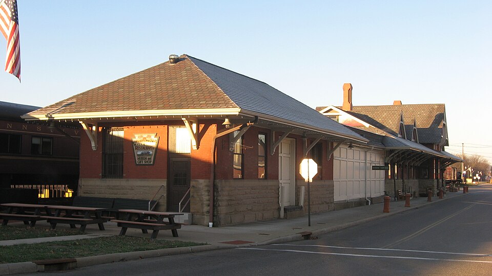 Photograph of Pennsylvania Railroad Depot and Baggage Room