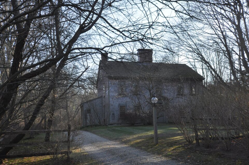 Photograph of Bryant-Cushing House