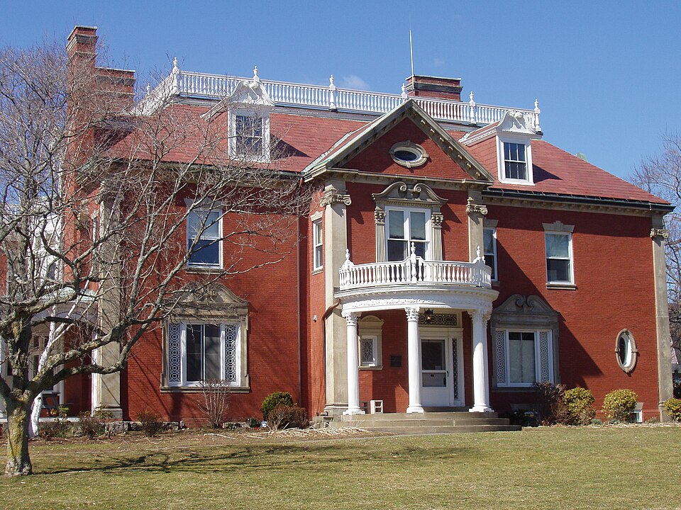 Photograph of Swampscott Town Hall
