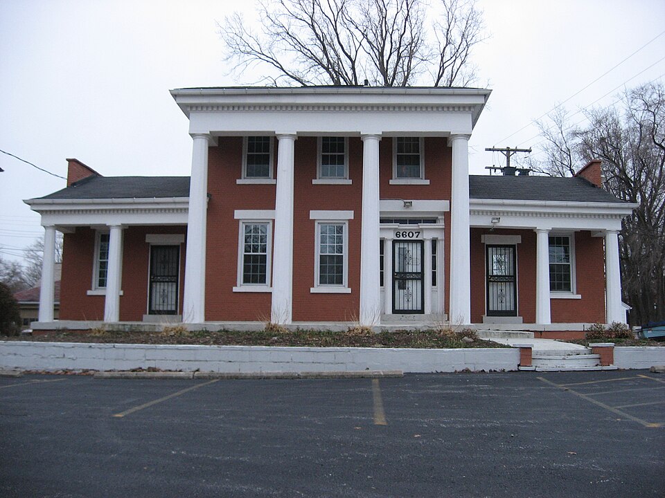 Photograph of Robert W. Henry House