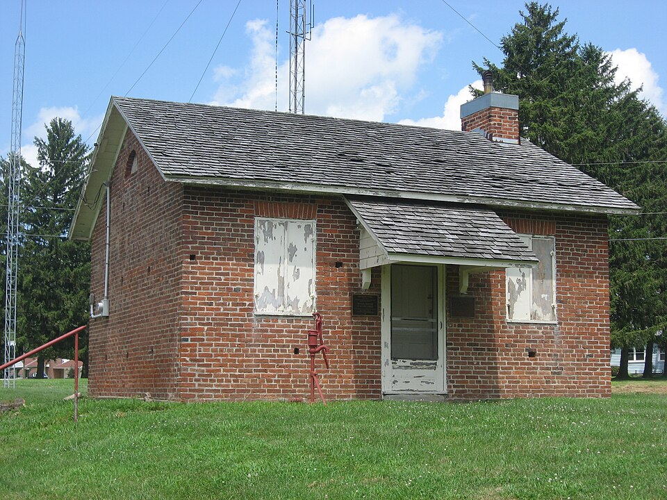 Photograph of Studabaker-Scott House and Beehive School
