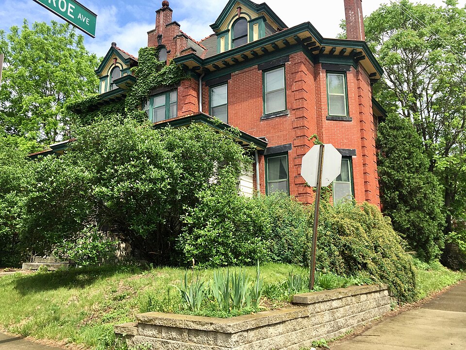 Photograph of Columbus Near East Side District