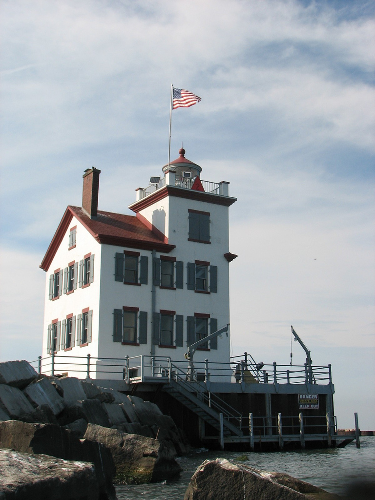Photograph of Lorain West Breakwater Light