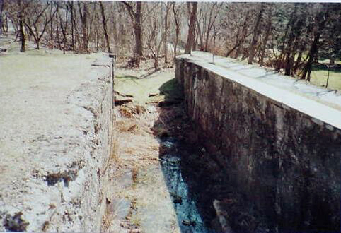 Photograph of Lock No. 32