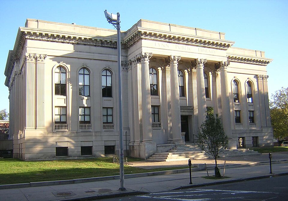 Photograph of Lynn Public Library