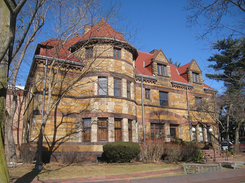 Photograph of Edwin Abbot House