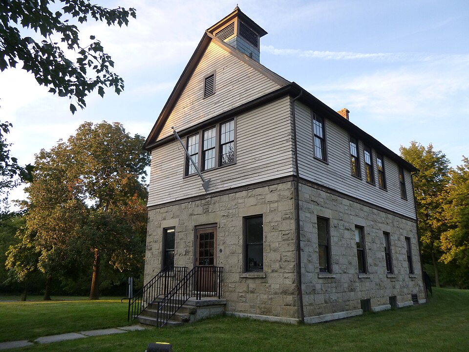 Photograph of East Cleveland District 9 School