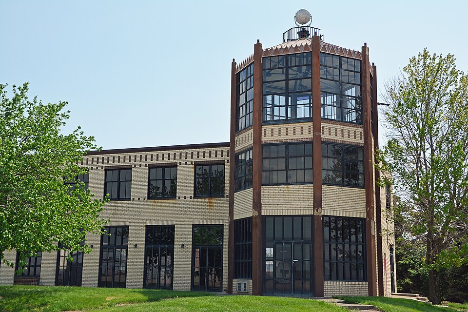 Photograph of Old Port Columbus Terminal