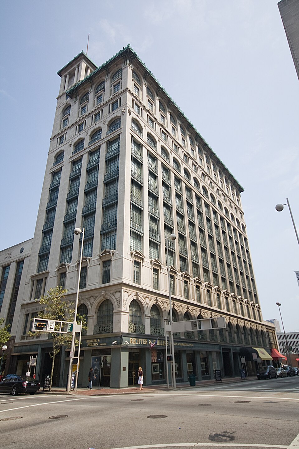 Photograph of Gwynne Building