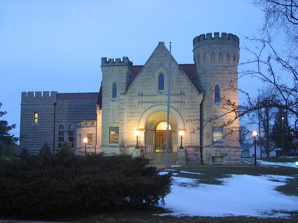Photograph of Brumback Library