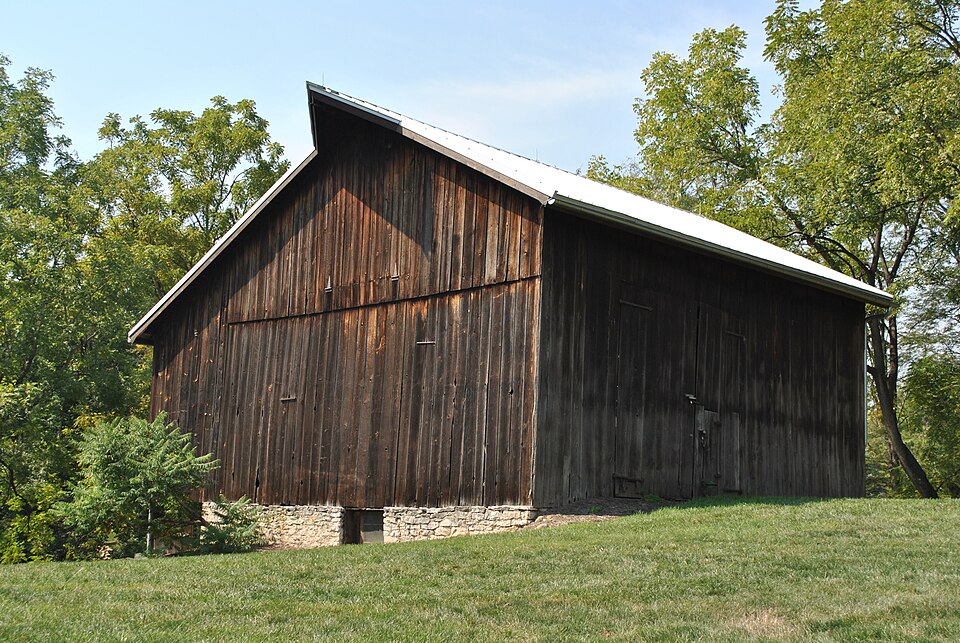 Photograph of Karrer Barn