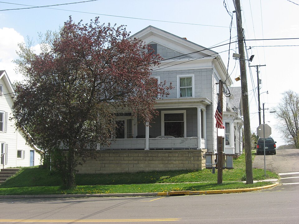 Photograph of Early Greek Revival House