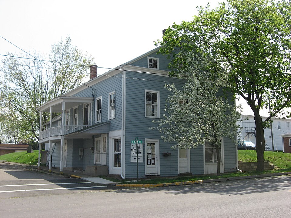 Photograph of Lyman Wright Building