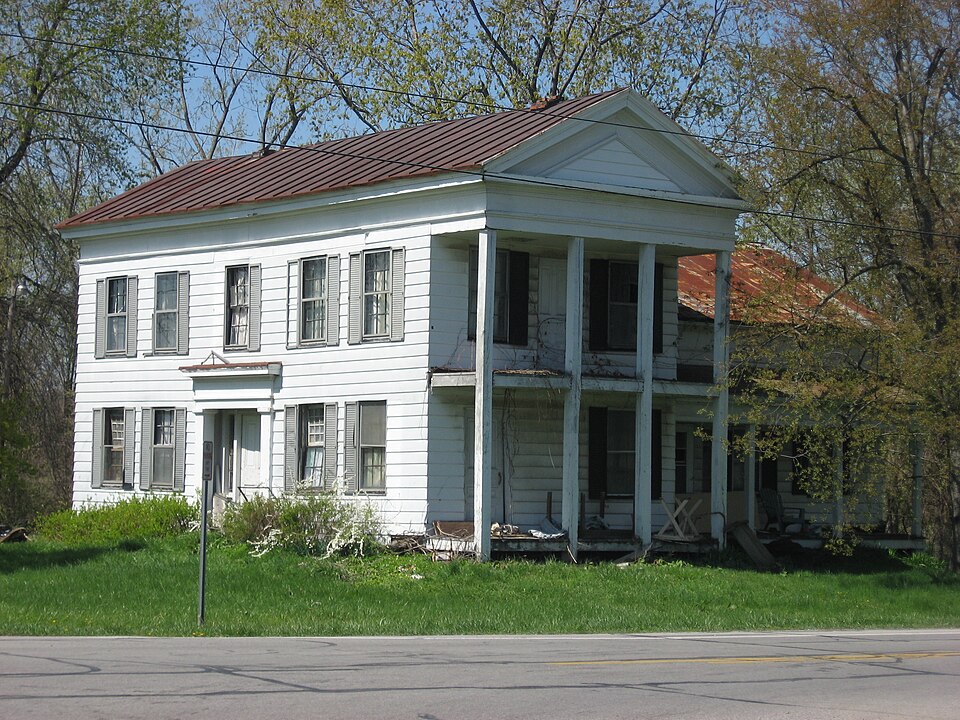 Photograph of Old Huntington Inn