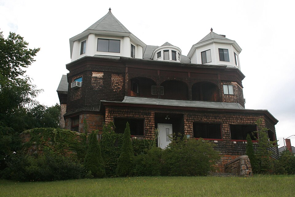 Photograph of Jesse Moore House