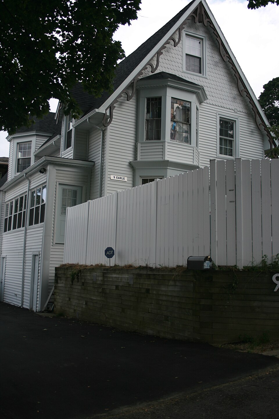 Photograph of George Bentley House