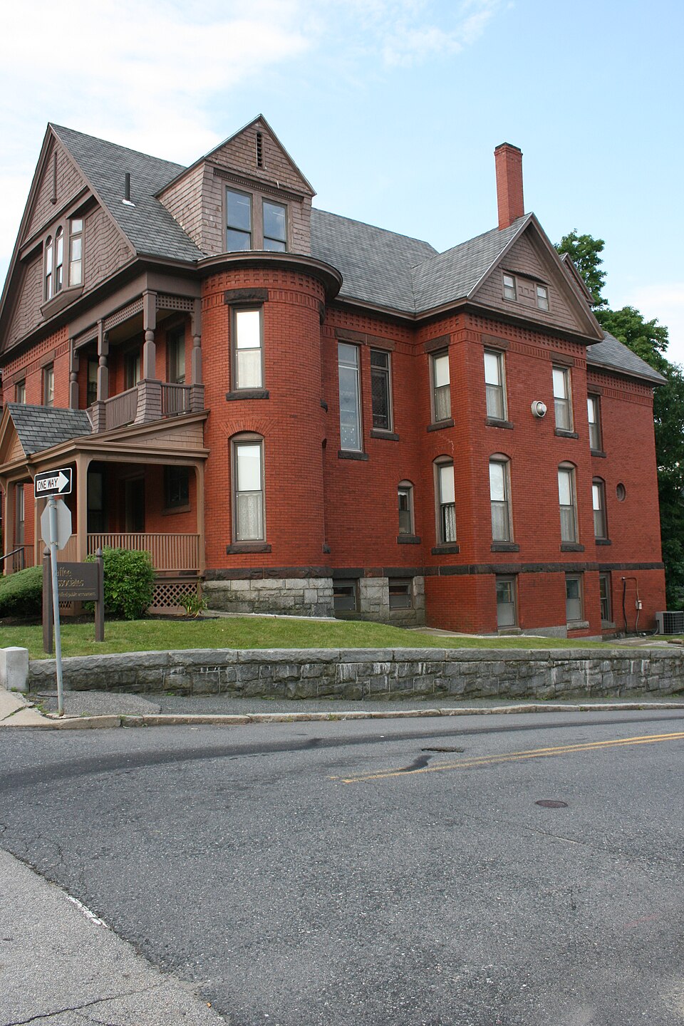 Photograph of Otis Putnam House