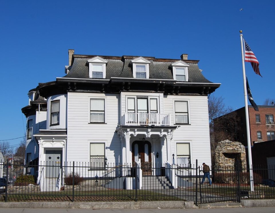 Photograph of Lucius Knowles House