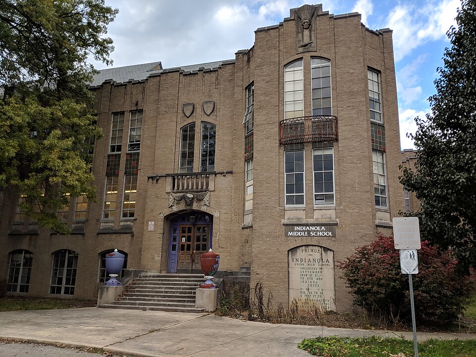 Photograph of Indianola Junior High School