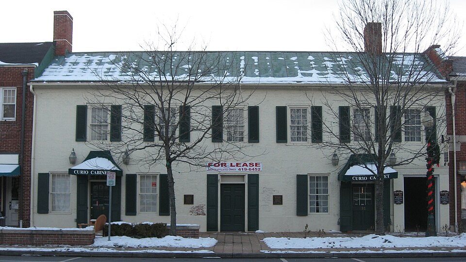 Photograph of Kilbourn Commercial Building
