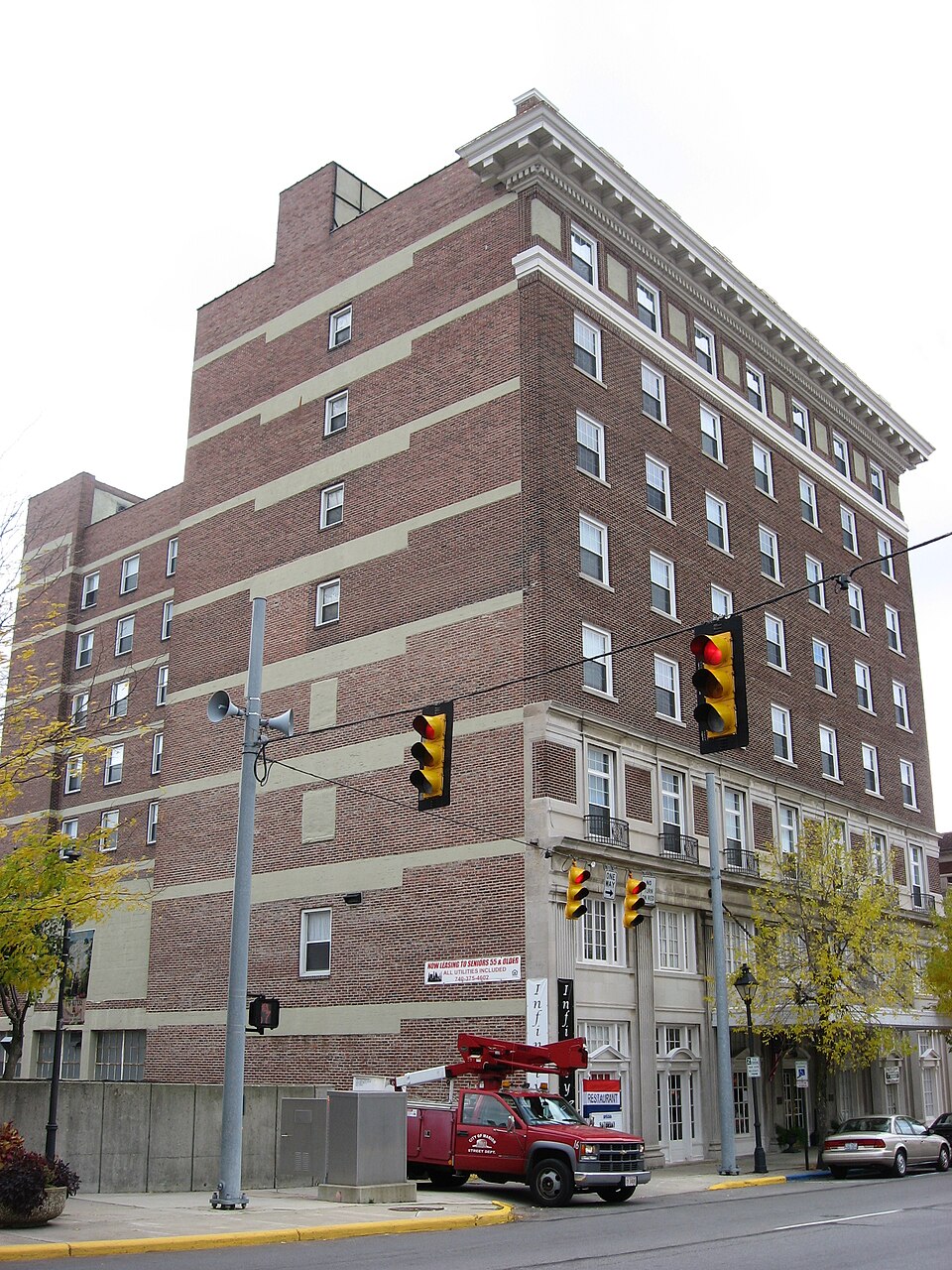 Photograph of Hotel Harding