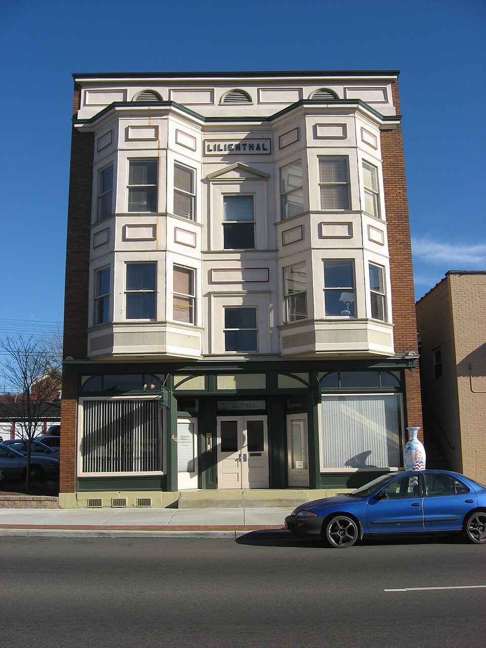 Photograph of Lilienthal Building