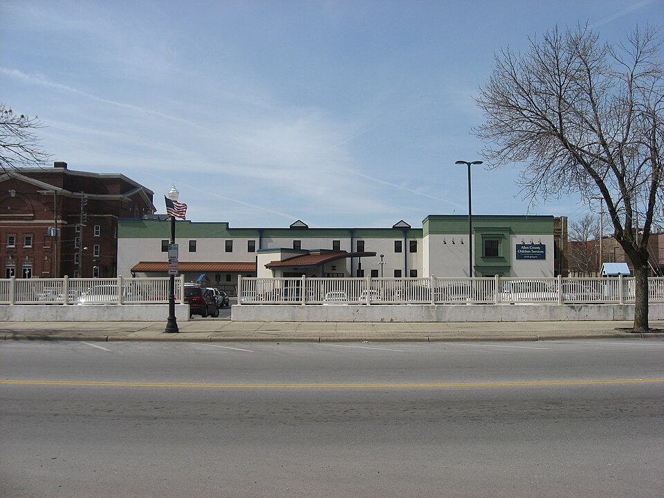 Photograph of Linneman Building