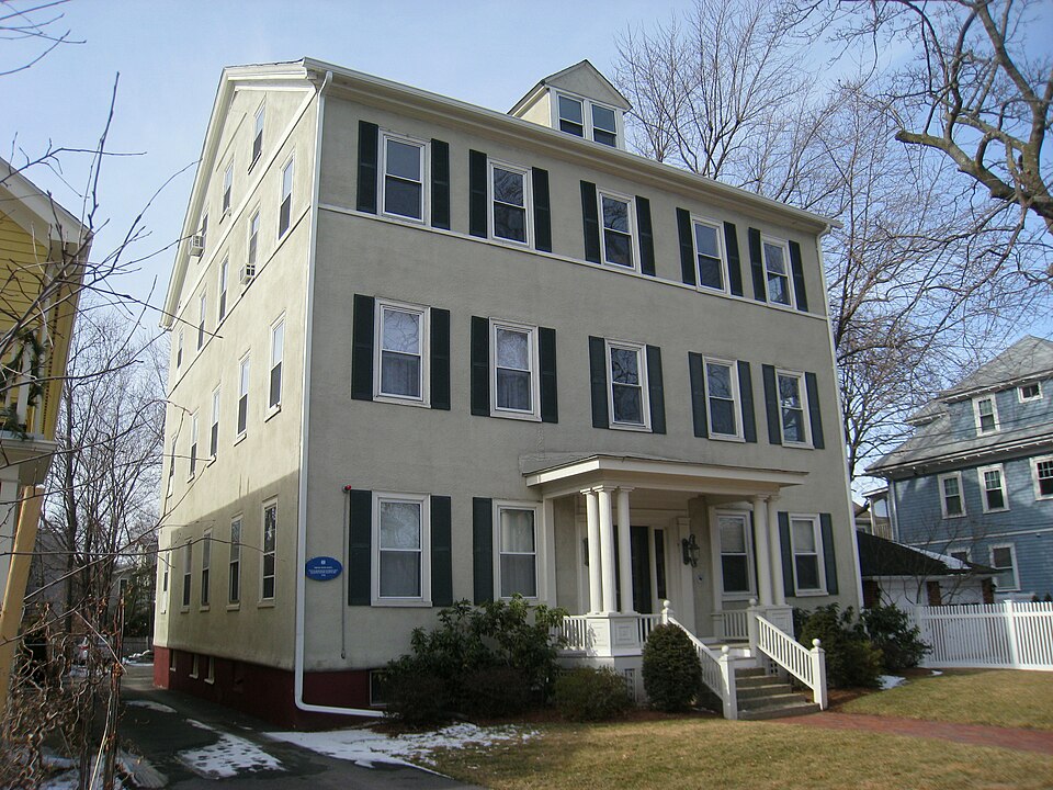 Photograph of Fresh Pond Hotel